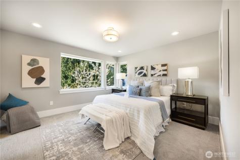 10015 131st Place NE Kirkland WA 98033