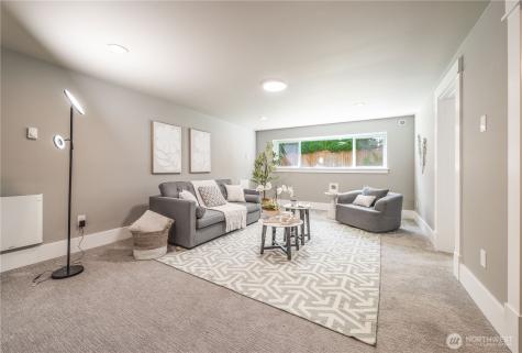 10015 131st Place NE Kirkland WA 98033