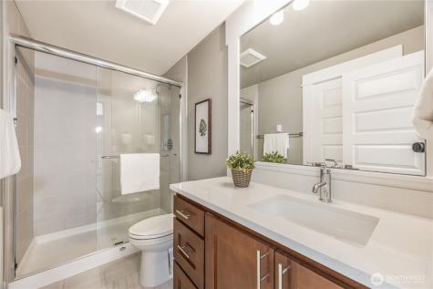 10015 131st Place NE Kirkland WA 98033