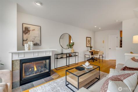 6522 5th Avenue NE Seattle WA 98115