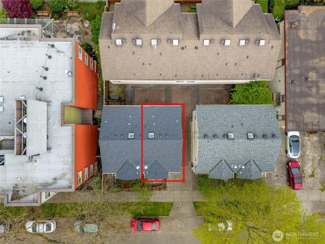 6522 5th Avenue NE Seattle WA 98115
