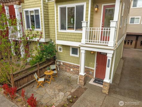 6522 5th Avenue NE Seattle WA 98115