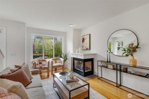 6522 5th Avenue NE Seattle WA 98115