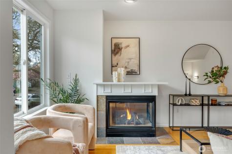 6522 5th Avenue NE Seattle WA 98115