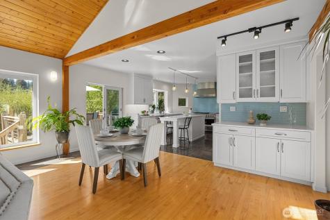 20638 Little Bear Creek Road Woodinville WA 98072