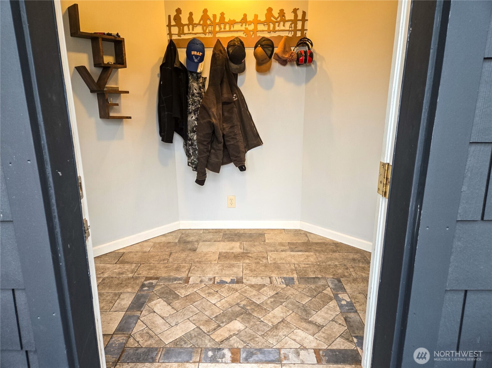 15 Anfair Lane Curlew WA 99118