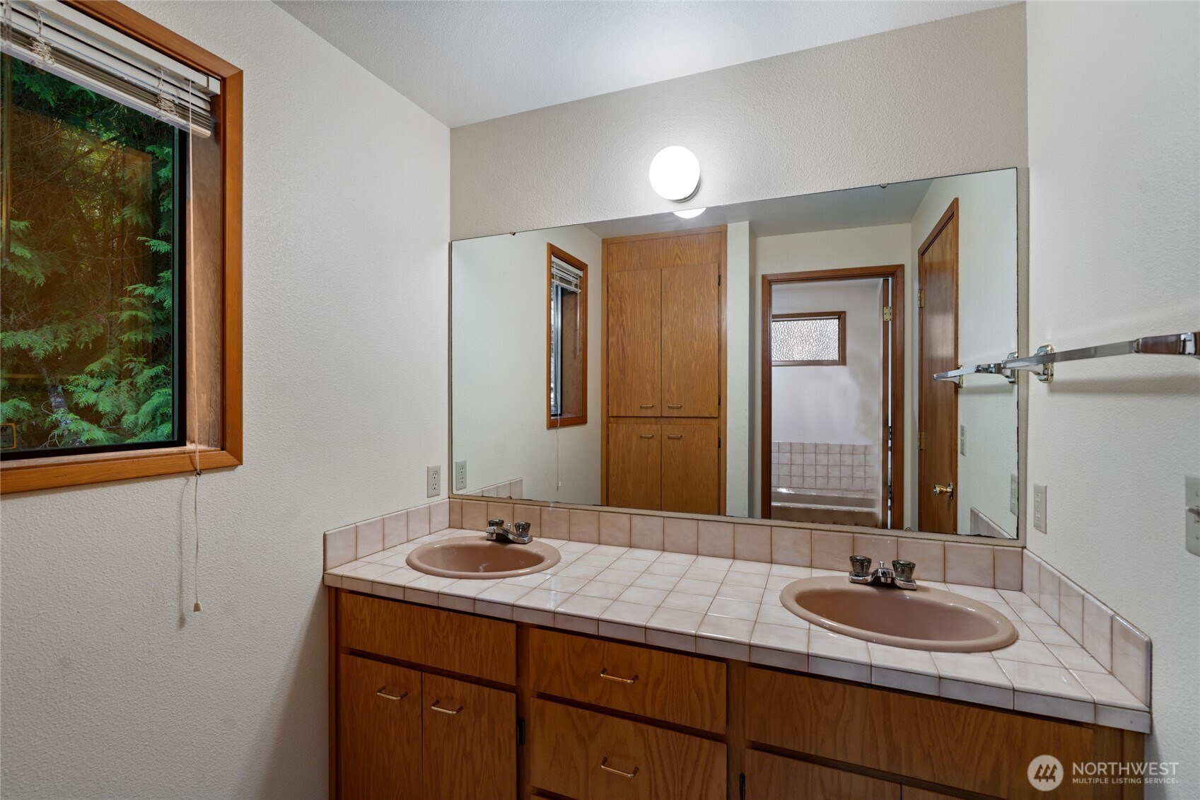 909 Lorenz Road NW Lakebay WA 98349