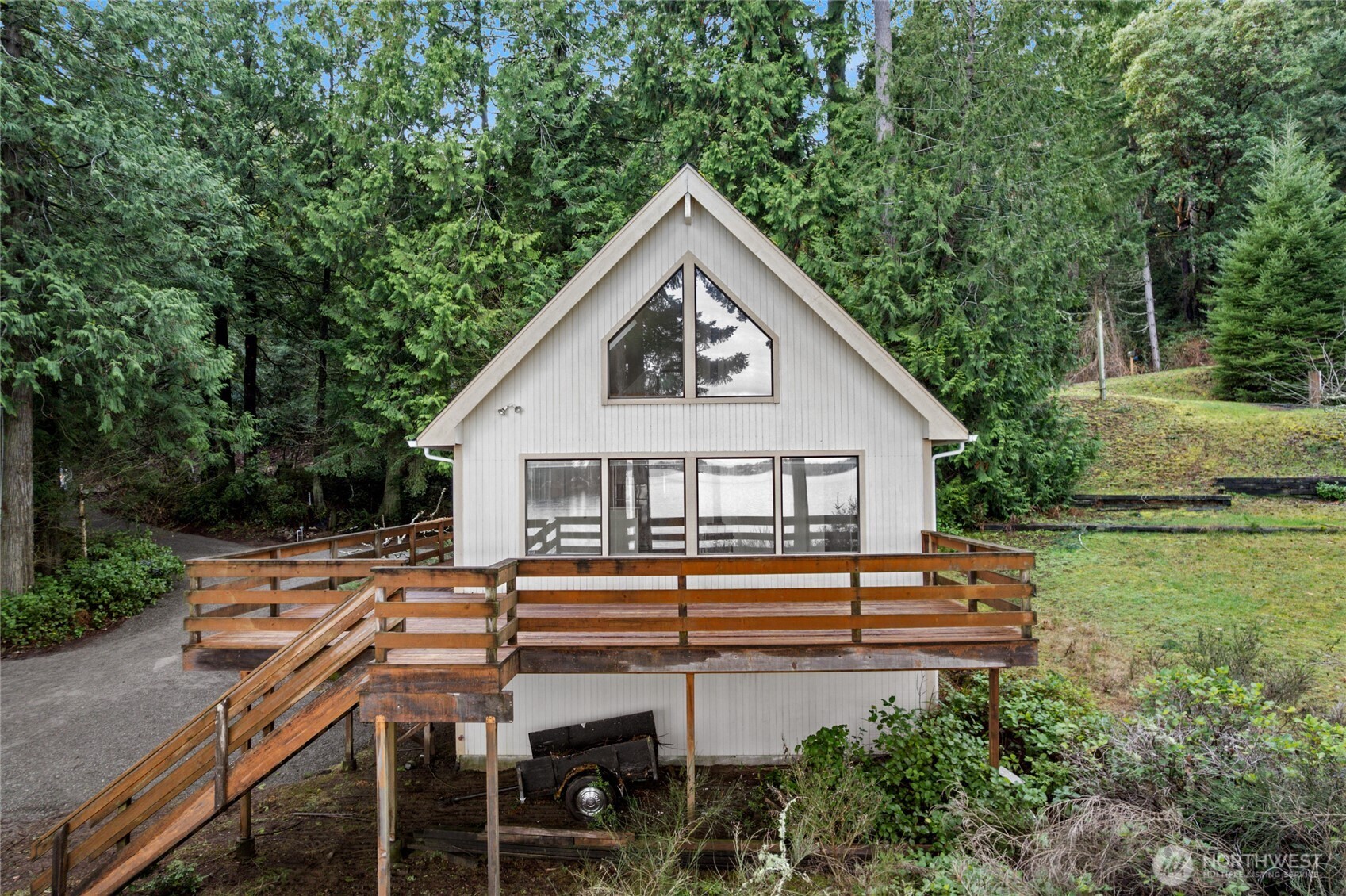 909 Lorenz Road NW Lakebay WA 98349