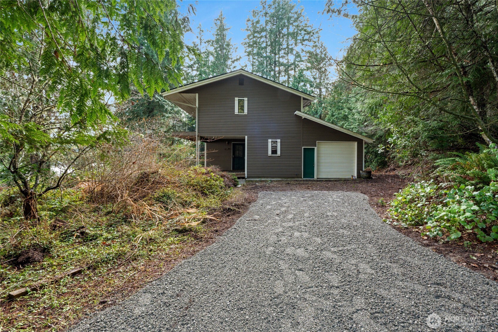 909 Lorenz Road NW Lakebay WA 98349