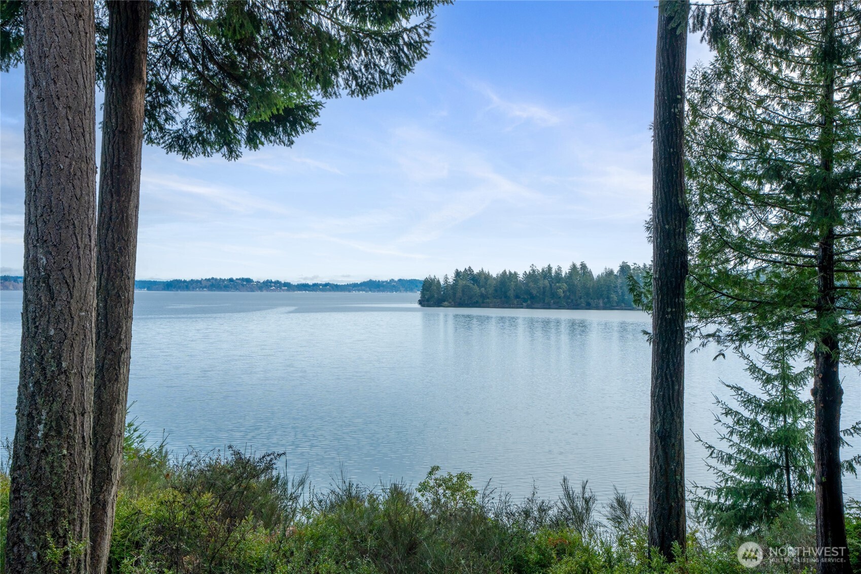 909 Lorenz Road NW Lakebay WA 98349