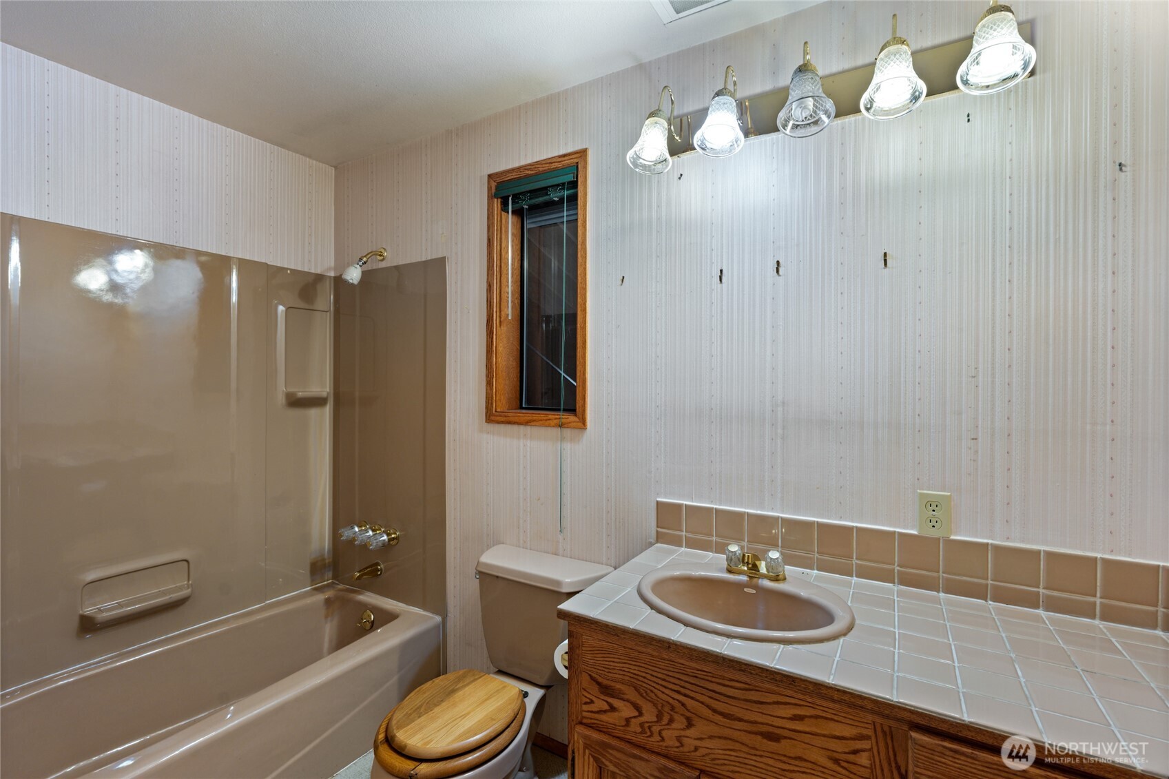 909 Lorenz Road NW Lakebay WA 98349