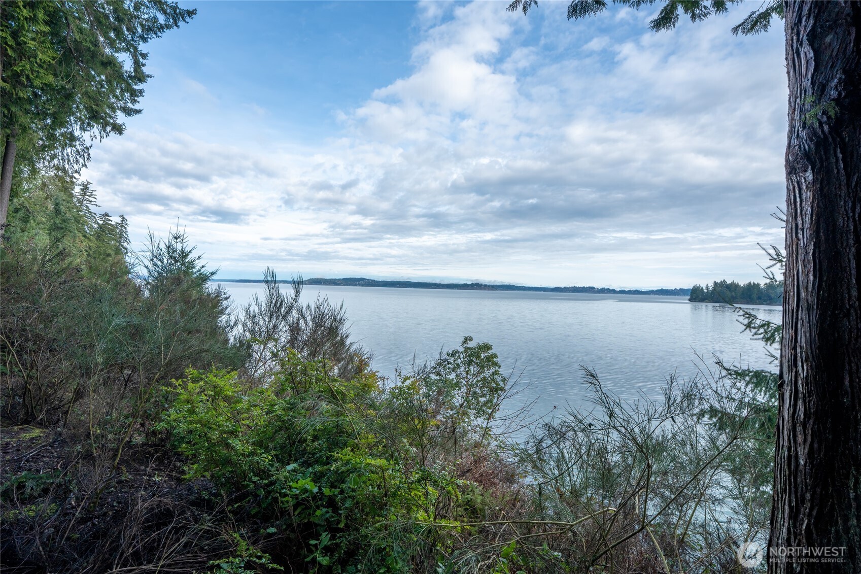 909 Lorenz Road NW Lakebay WA 98349