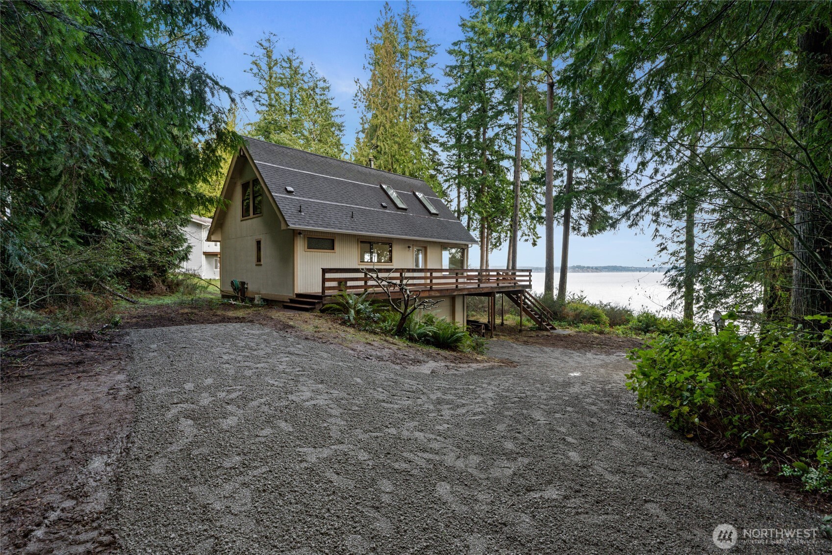 909 Lorenz Road NW Lakebay WA 98349