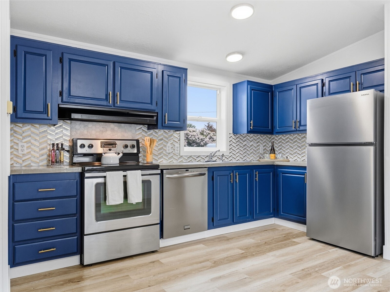 22212 Pacific Way Ocean Park WA 98640