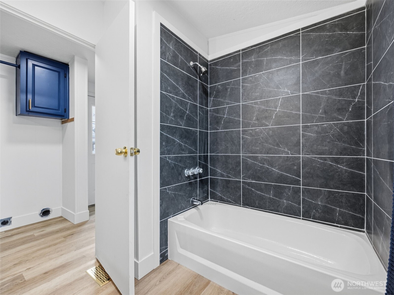 22212 Pacific Way Ocean Park WA 98640