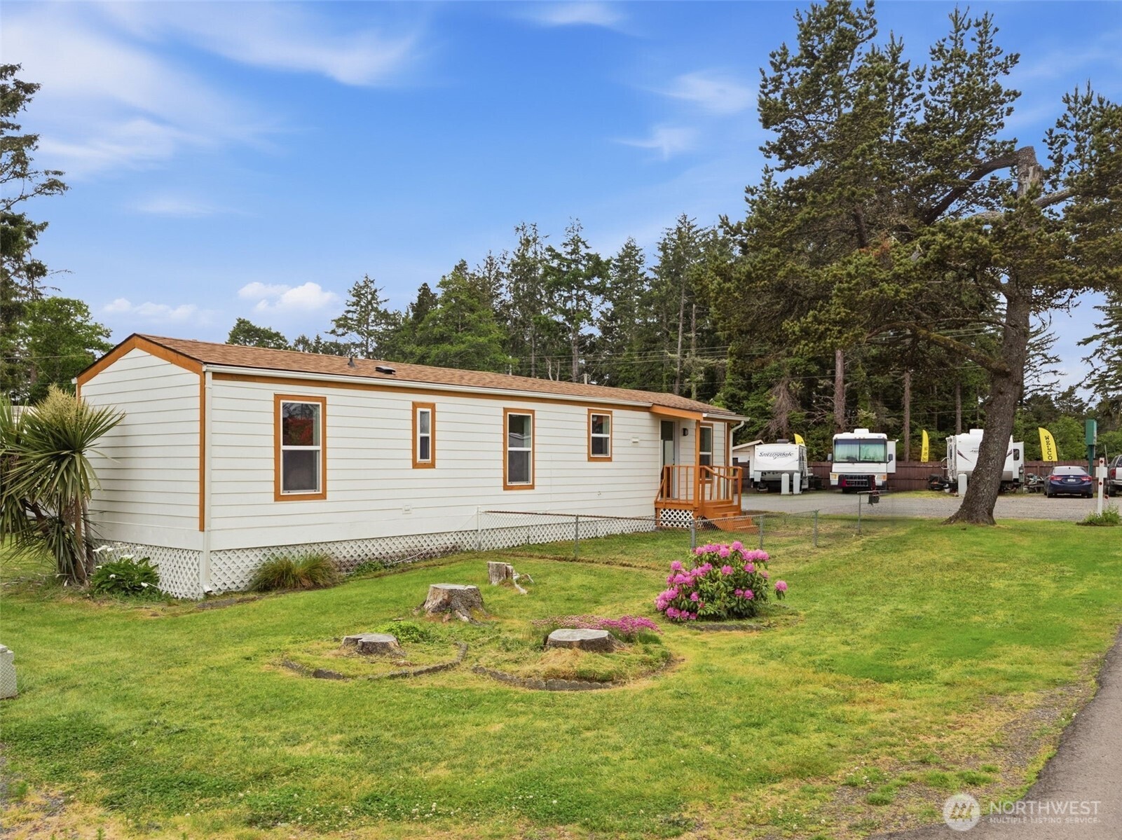 22212 Pacific Way Ocean Park WA 98640