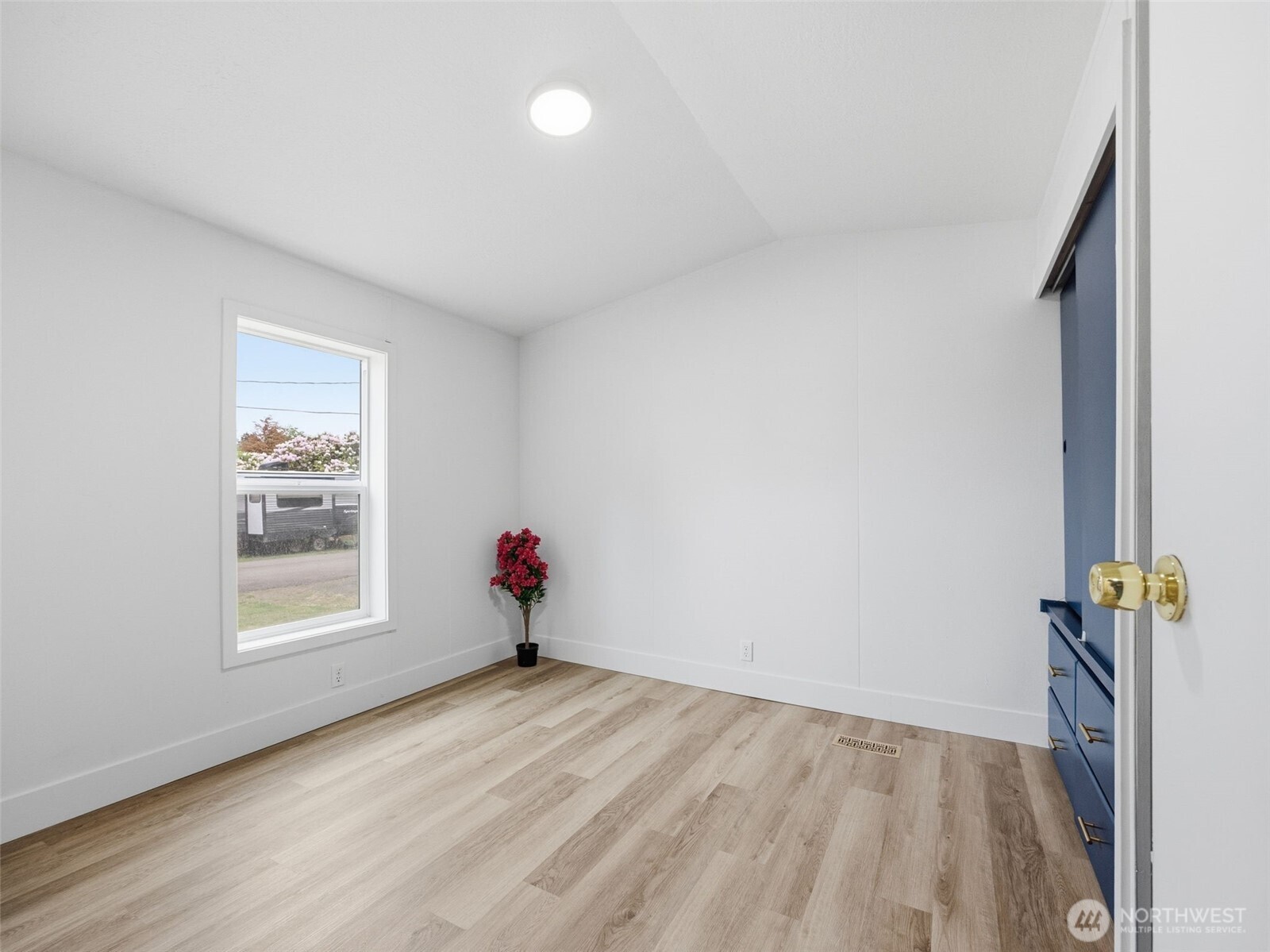 22212 Pacific Way Ocean Park WA 98640