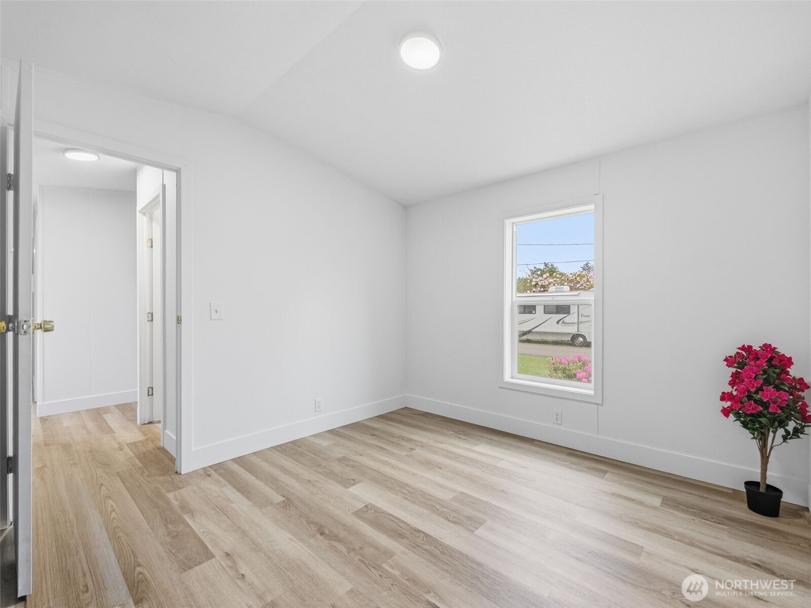 22212 Pacific Way Ocean Park WA 98640