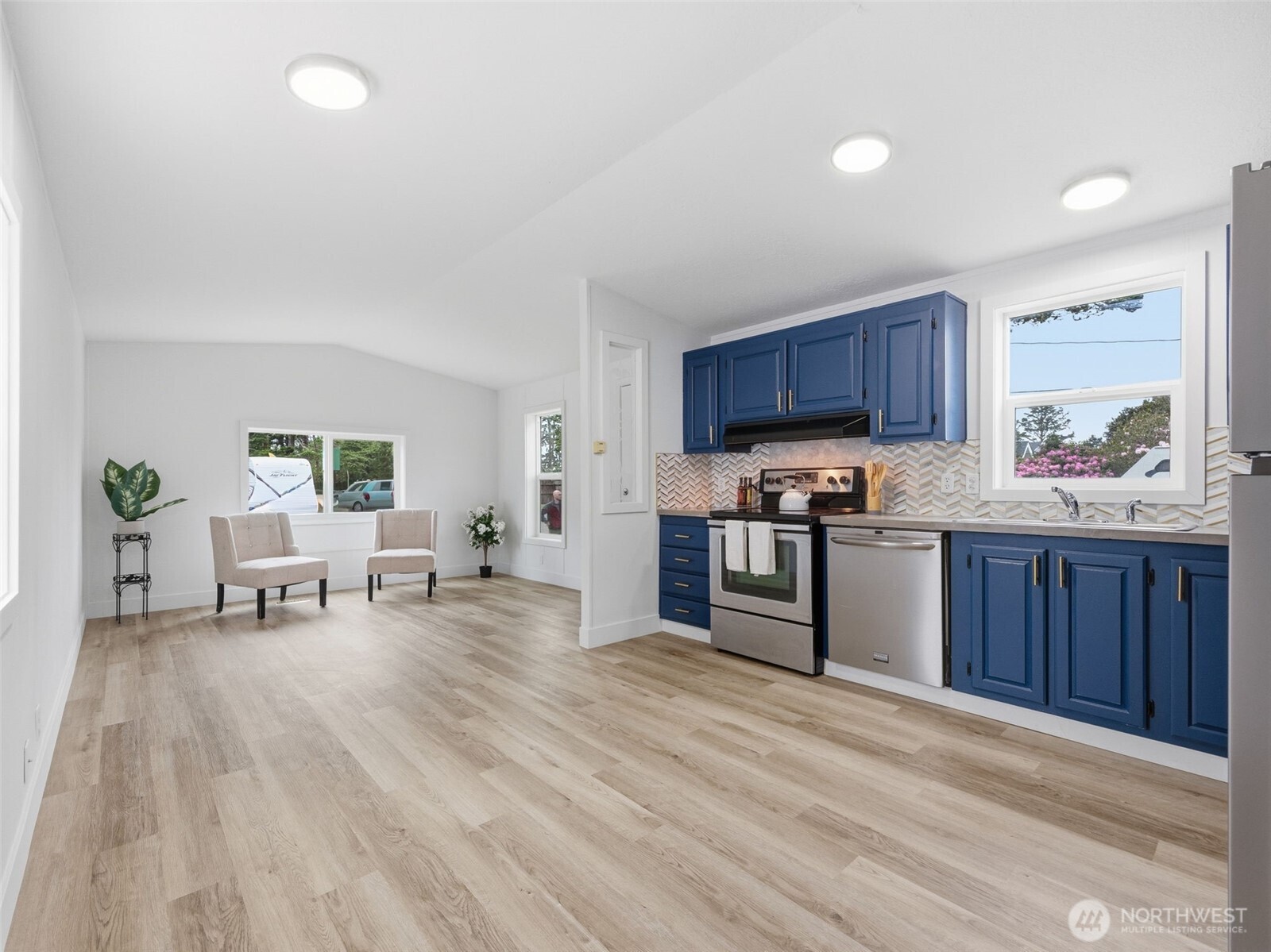 22212 Pacific Way Ocean Park WA 98640