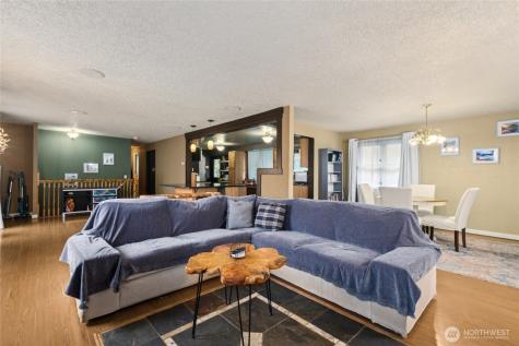 2826 S Meridian Puyallup WA 98373