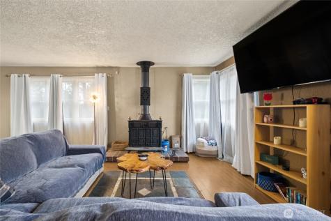 2826 S Meridian Puyallup WA 98373