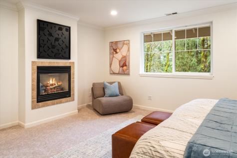 19540 159th Place NE Woodinville WA 98072