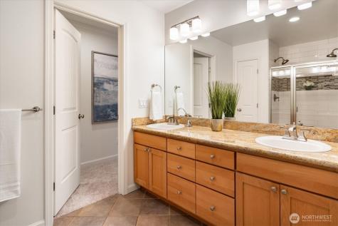 19540 159th Place NE Woodinville WA 98072