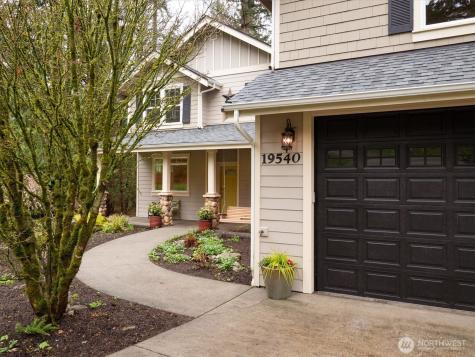 19540 159th Place NE Woodinville WA 98072