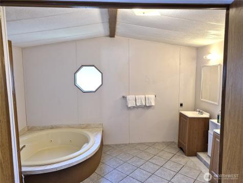 116 Galleon Loop NE Ocean Shores WA 98569