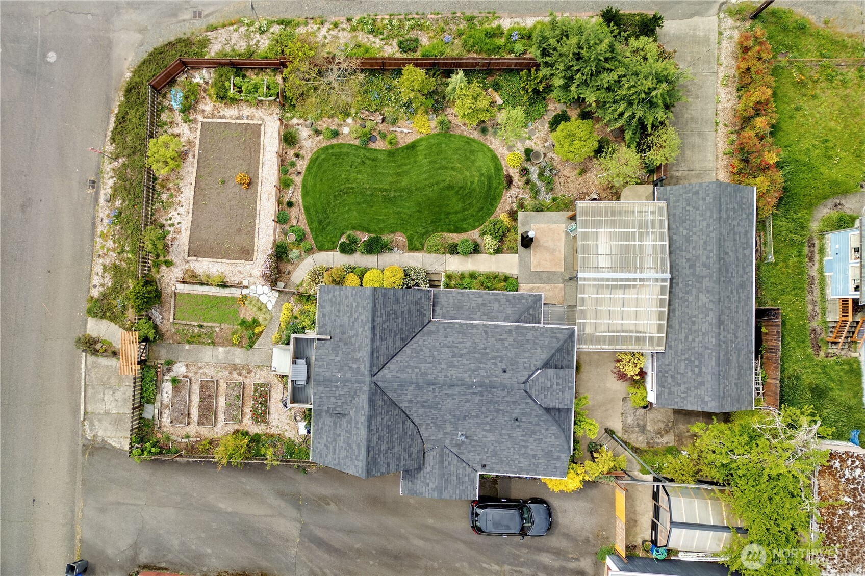 2004 E 15th Street Bremerton WA 98310
