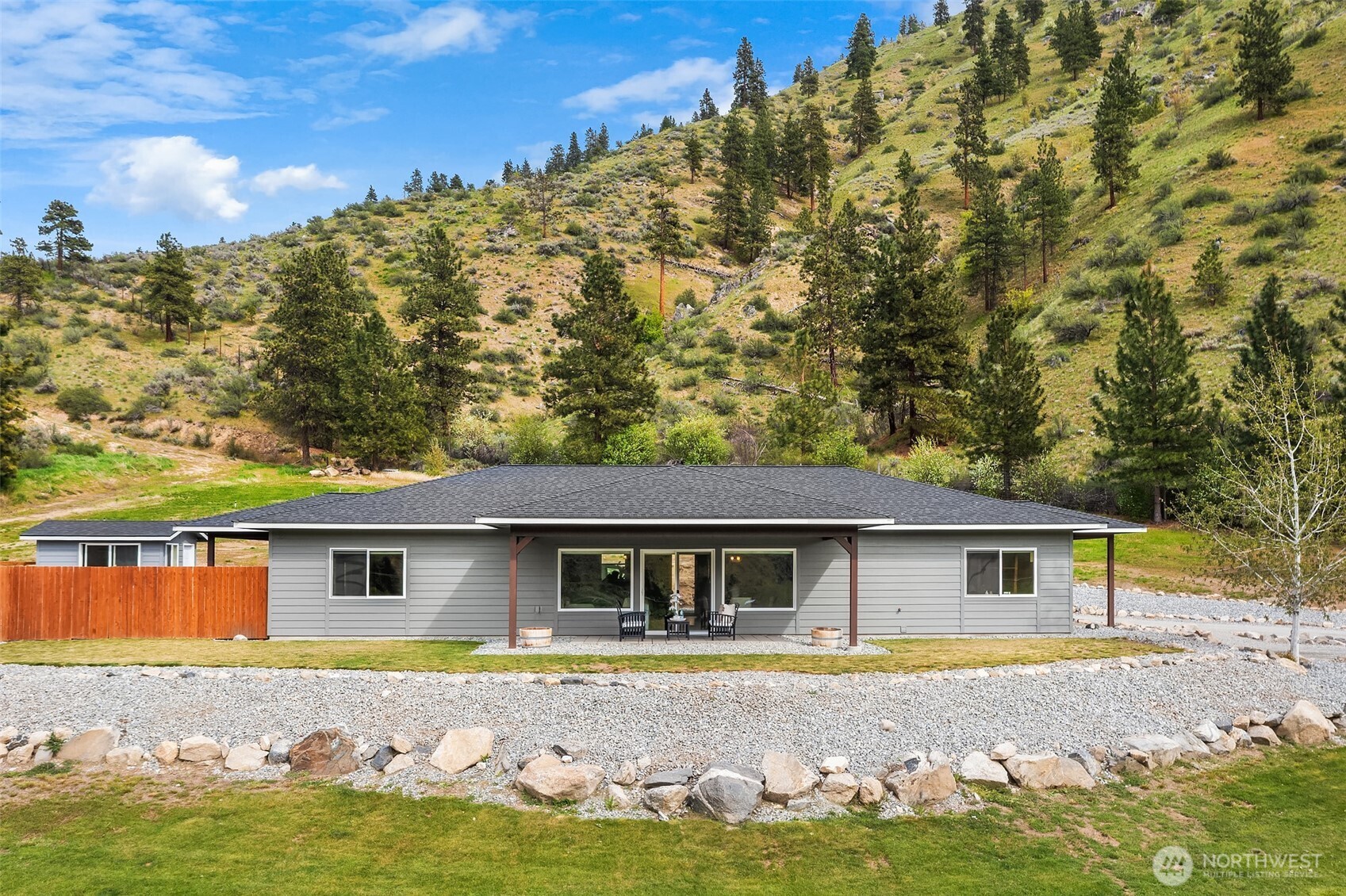 24 Mackenzie Way Chelan WA 98816