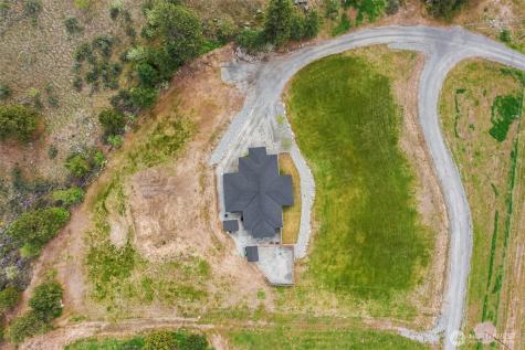 24 Mackenzie Way Chelan WA 98816