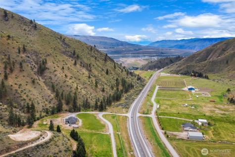 24 Mackenzie Way Chelan WA 98816
