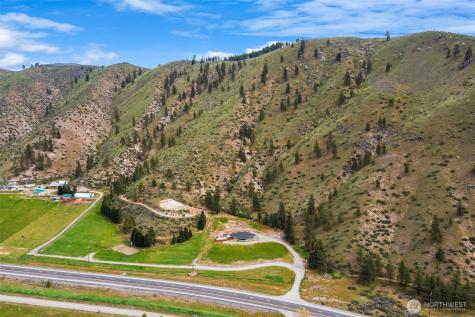 24 Mackenzie Way Chelan WA 98816