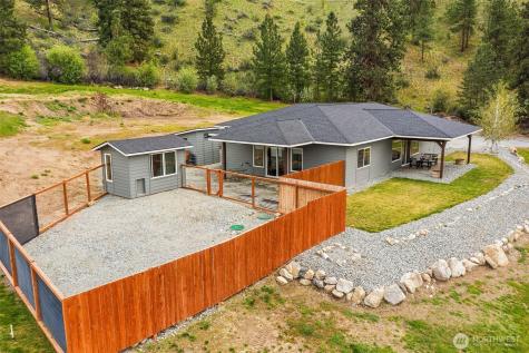 24 Mackenzie Way Chelan WA 98816