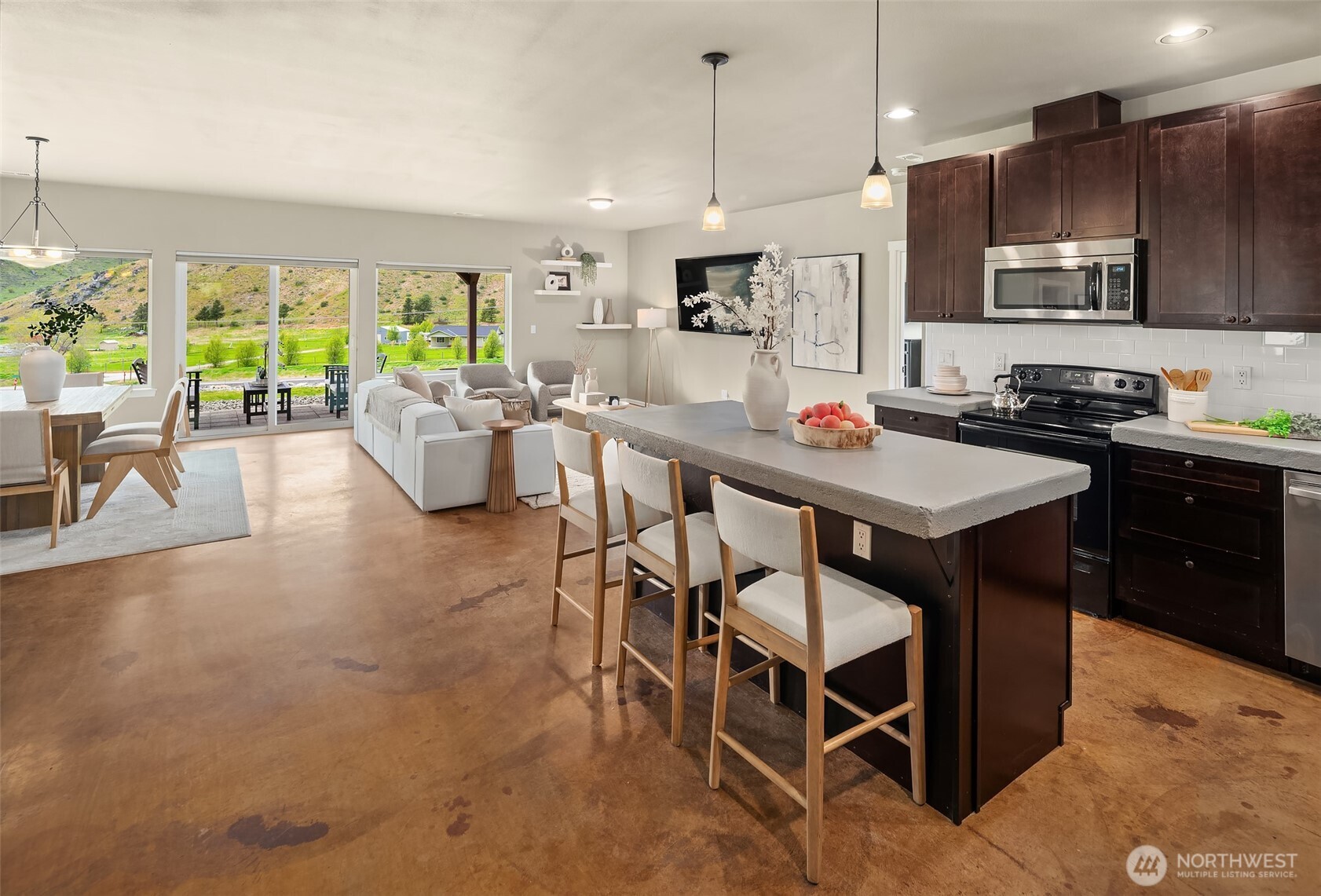 24 Mackenzie Way Chelan WA 98816