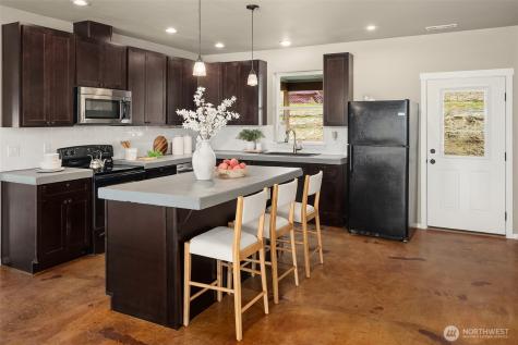 24 Mackenzie Way Chelan WA 98816