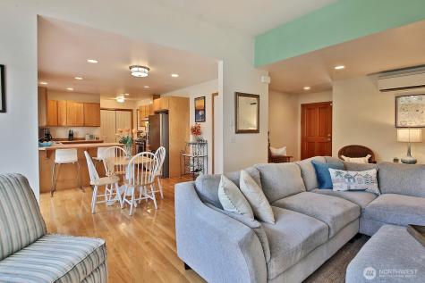 5938 Sundown Lane Freeland WA 98249