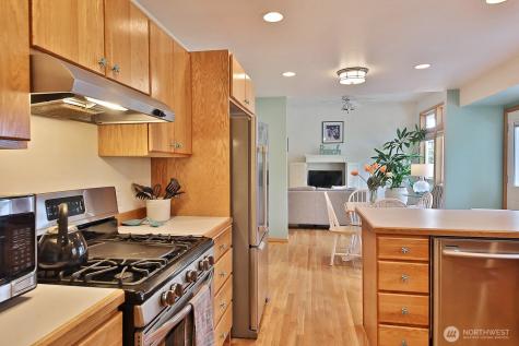 5938 Sundown Lane Freeland WA 98249