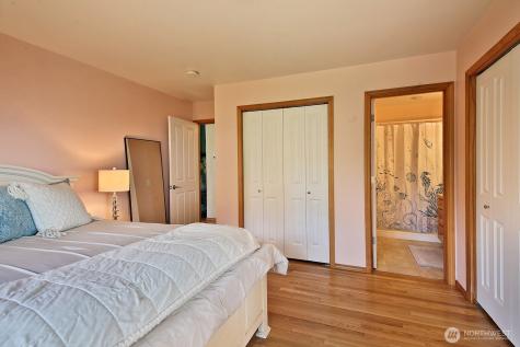 5938 Sundown Lane Freeland WA 98249