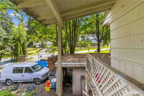 16204 SE 116th Street Renton WA 98059