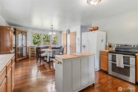 16204 SE 116th Street Renton WA 98059