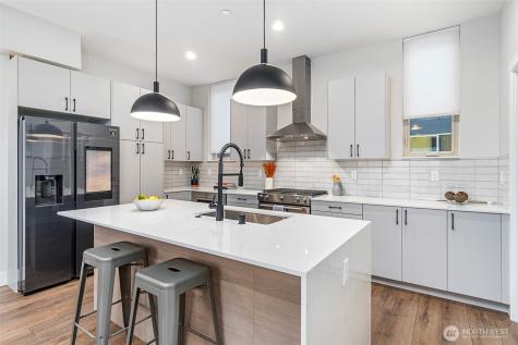 1772 Alki Avenue SW Seattle WA 98116