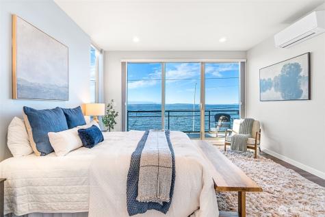 1772 Alki Avenue SW Seattle WA 98116