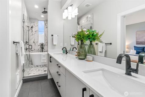1772 Alki Avenue SW Seattle WA 98116