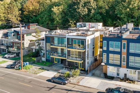 1772 Alki Avenue SW Seattle WA 98116