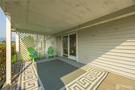 744 Wapato Lake Road Manson WA 98831