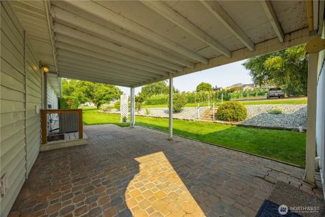 744 Wapato Lake Road Manson WA 98831