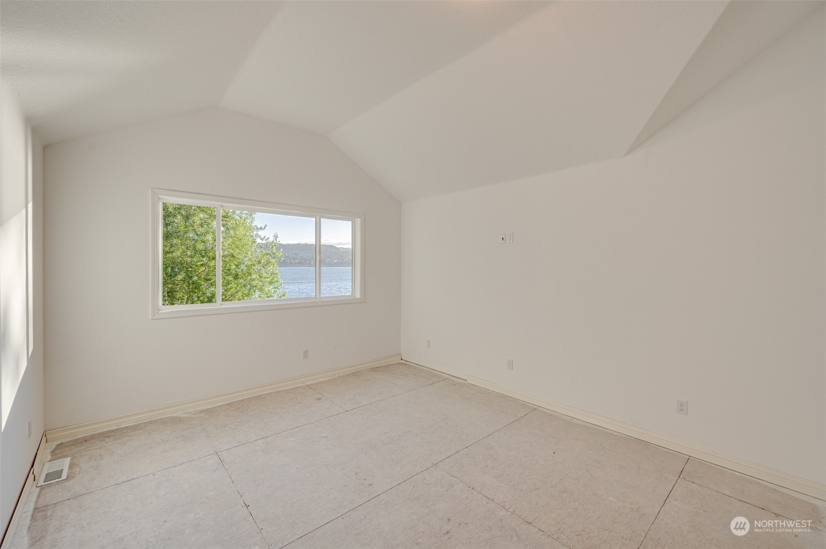 2825 Dike Road Woodland WA 98674