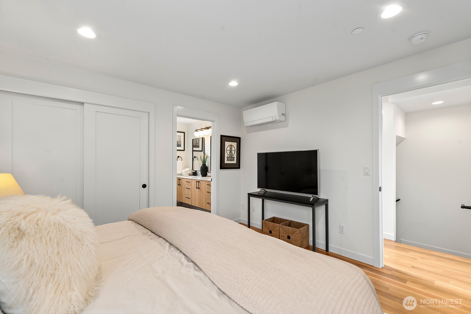 4122 Burke Avenue N Seattle WA 98103